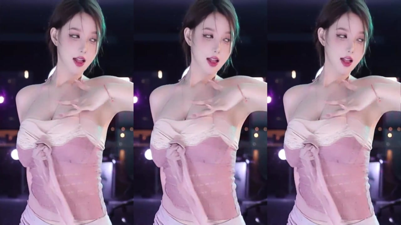 Chinese girl minana呀[minanaya]20230728 pretty chinese girl live dance 000015