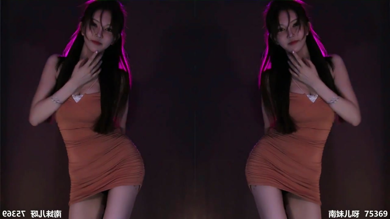 Chinese girl nanmeier[南妹儿]20231019 DouYu godness anchor 000006