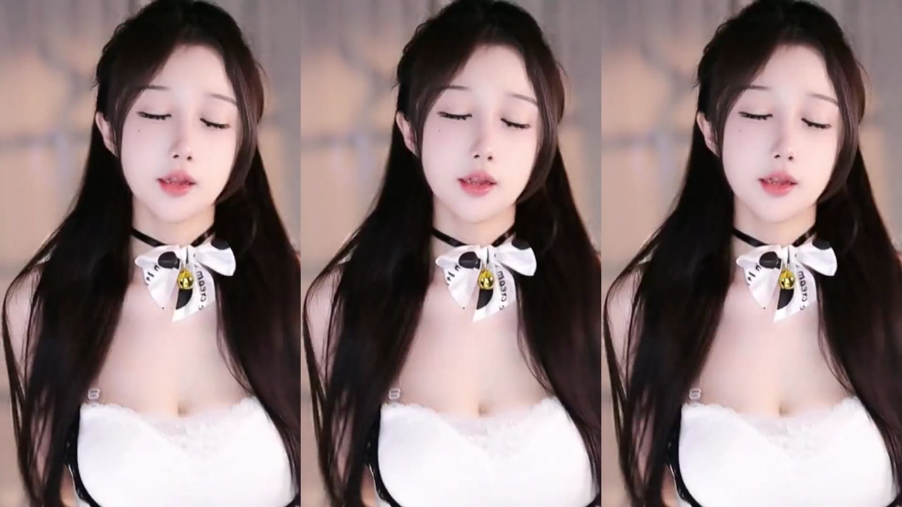Chinese girl naiyanai[奶言艾]20230417 douyin live Dance Livestream Highlights 000010
