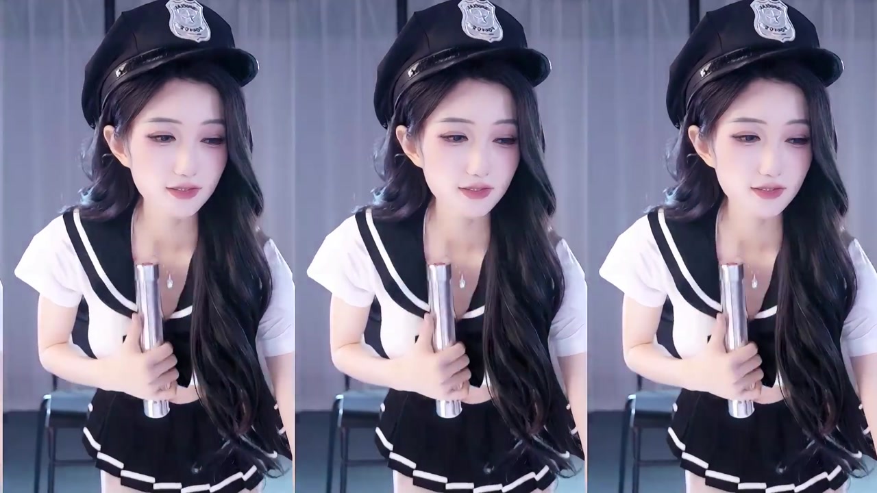 Chinese girl huaikongkong[坏空空]20230812 sexy female anchor from China dances 000010