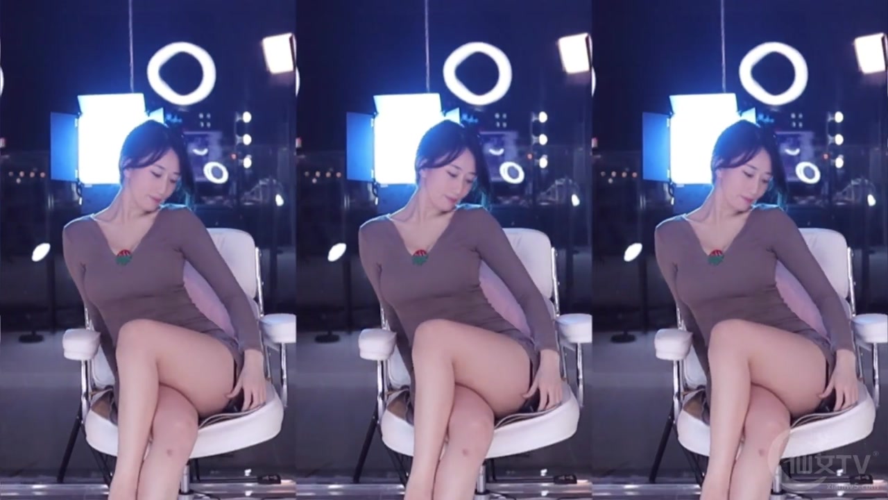 Chinese girl xiaoxiaoyujiang[小小玉酱]20230901 Chinese dance video 000001