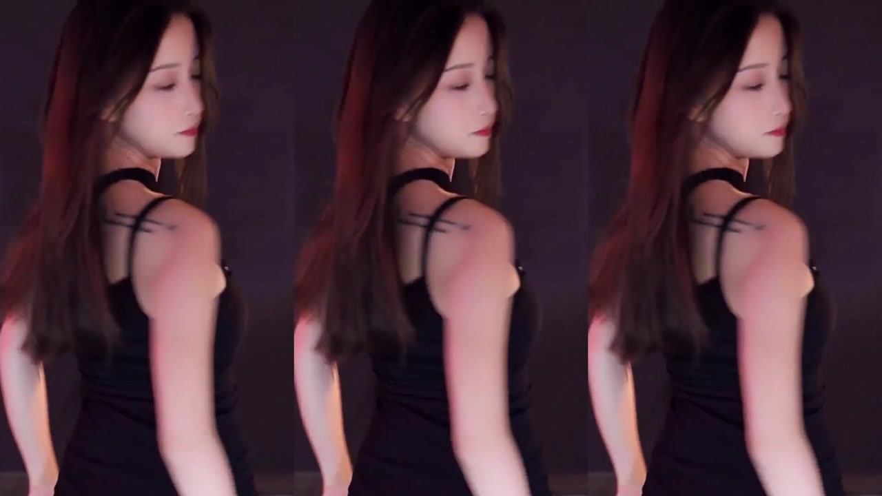 林软软20231025 Adorable Chinese Girl Group Dance Live 000000