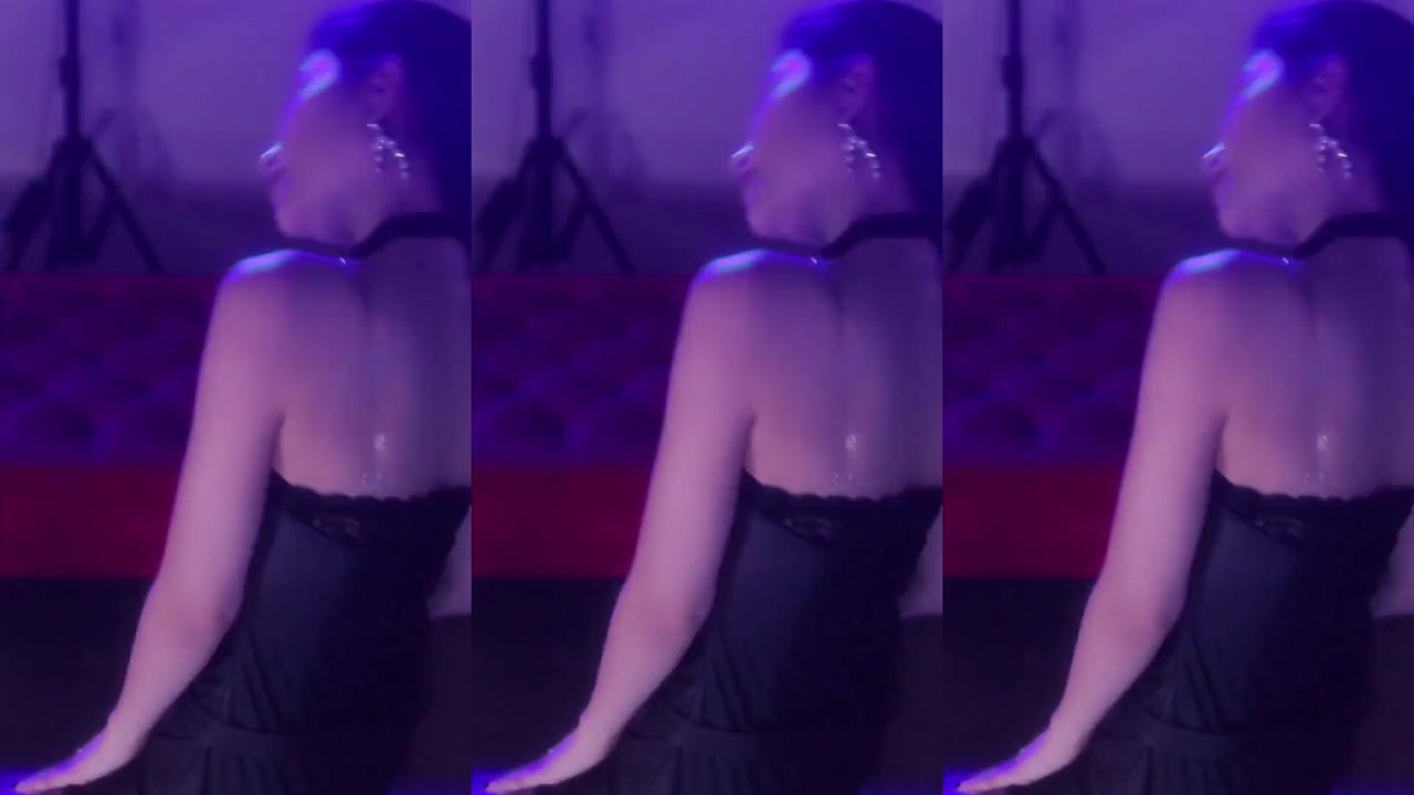一只萌七哟o20230619 Chinese girl dances 000000