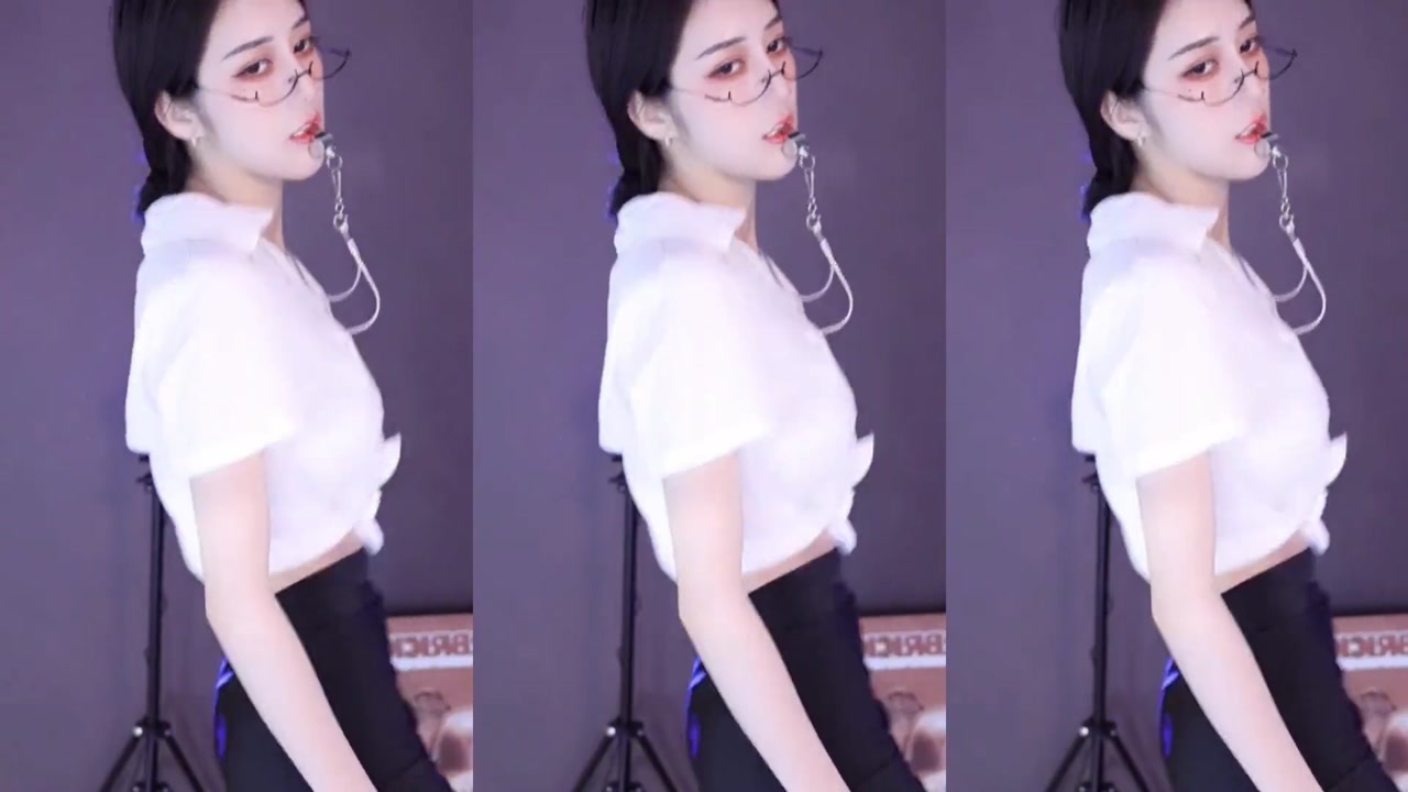 Chinese girl 车老板[chelaoban]20230613 Chinese girl live dance 000015