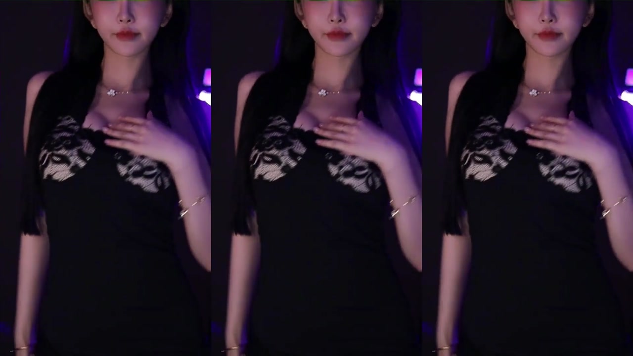 Douyu 南妹儿20230903 sexy female anchor from China dances 000131