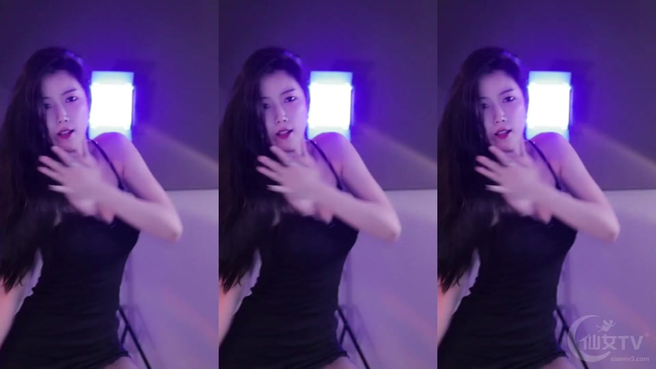 Douyu 一只萌七哟o20230618 Chinese girl dancing meme 000015