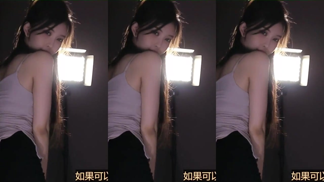 Huya 南妹儿20230627 TikTok live with Chinese girls dancing 000003