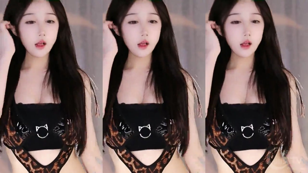 Huya 奶言艾20230418 Cute Chinese Girls Dance Livestream Highlights 000010