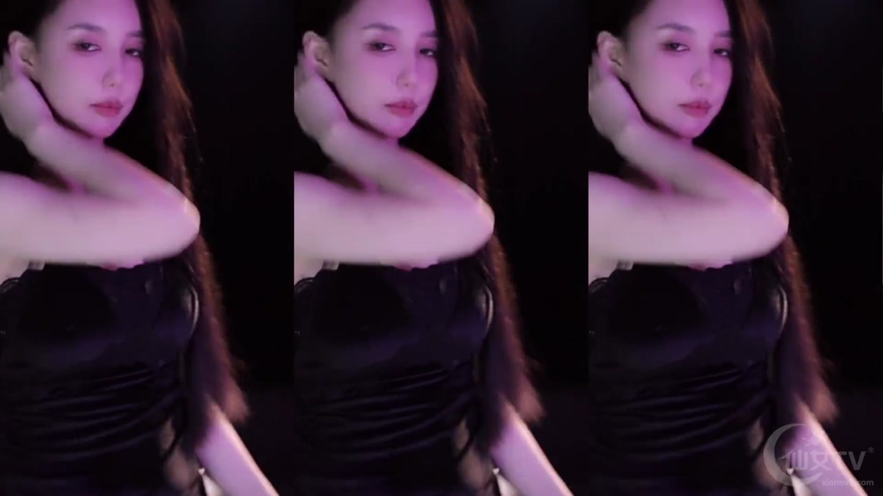 Chinese girl wangyumengya[王雨檬呀]20231230 pretty chinese girl live dance 000015