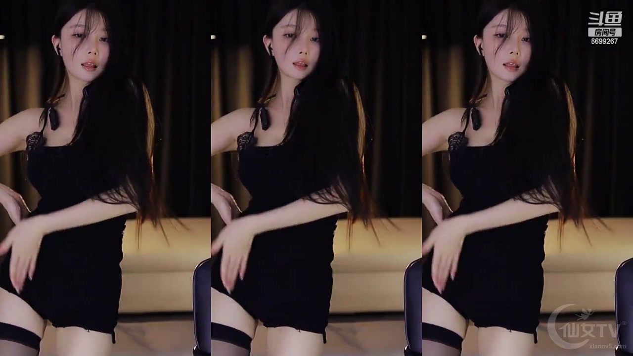 Douyu 湖南小橙子20230717 A beautiful female anchor from China 000001