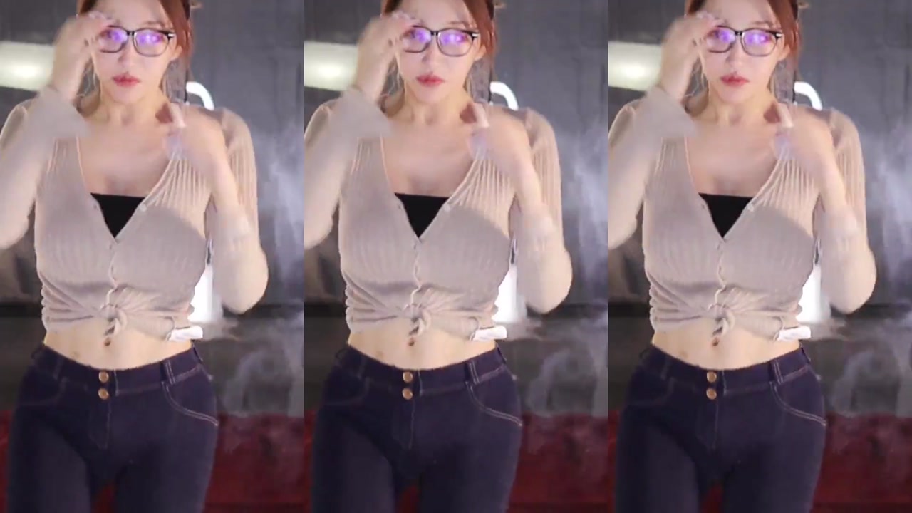 Douyin vivixiaoxiaosu[vivi小小酥]20231017 Chinese girl live free 000000