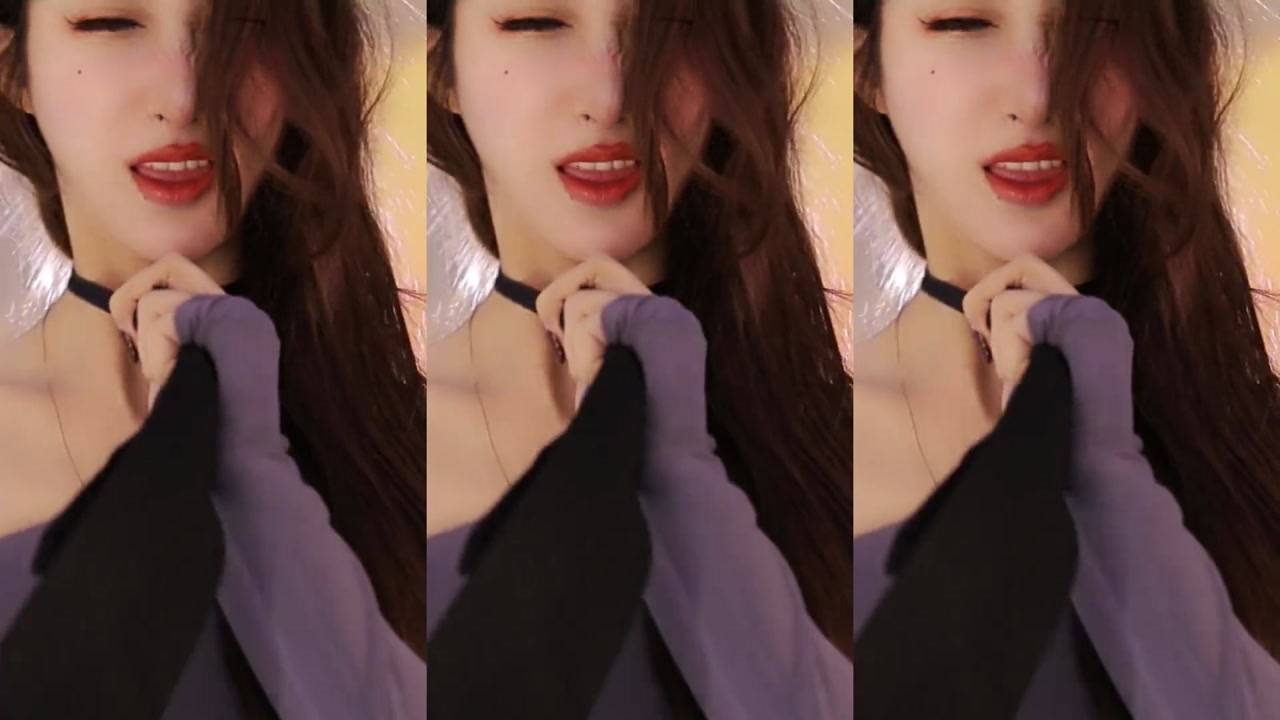 Chinese girl 温柠c丶[wenningczhu]20231113 TikTok live with Chinese girls dancing 000000