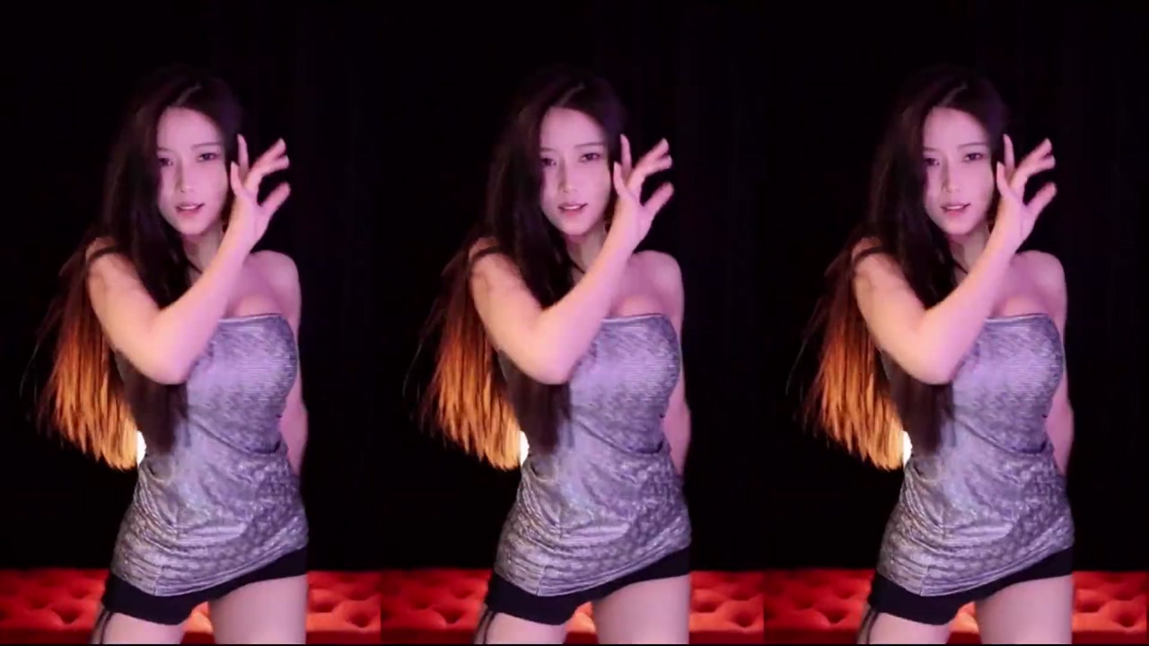 Huya 一只萌七哟o20240115 Chinese girl live stream 000010
