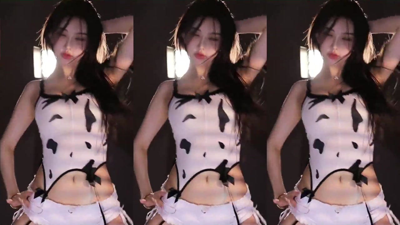 Huya 南妹儿20230502 pretty chinese girl live dance 000000