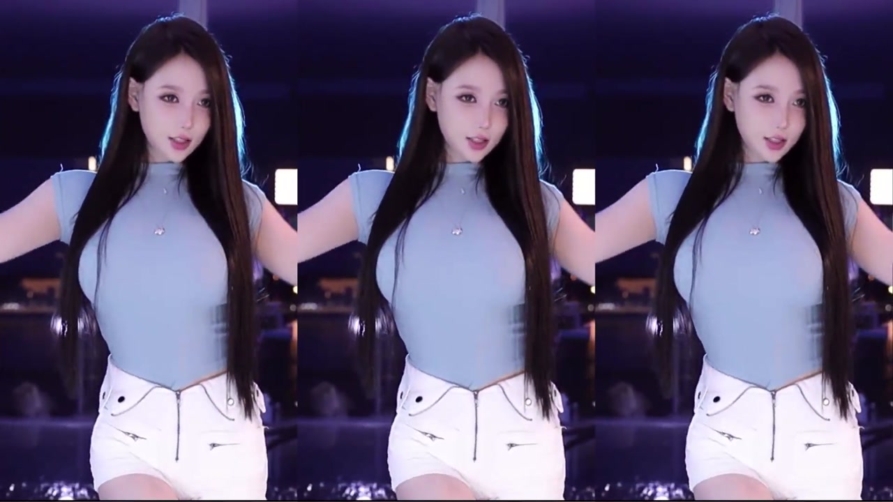 Douyu minana呀20230609 Wechat live with Chinese girls dancing 000003