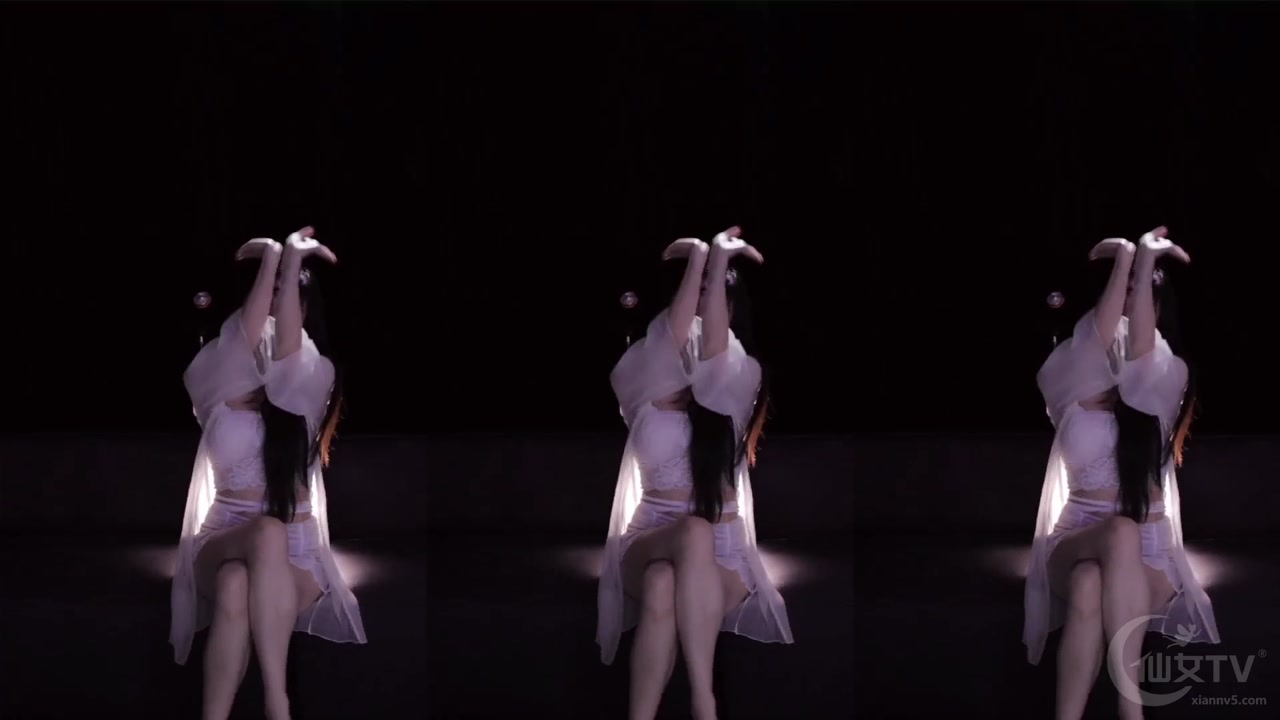 Douyin wangyumengya[王雨檬呀]20231019 Chinese girl live stream 000001