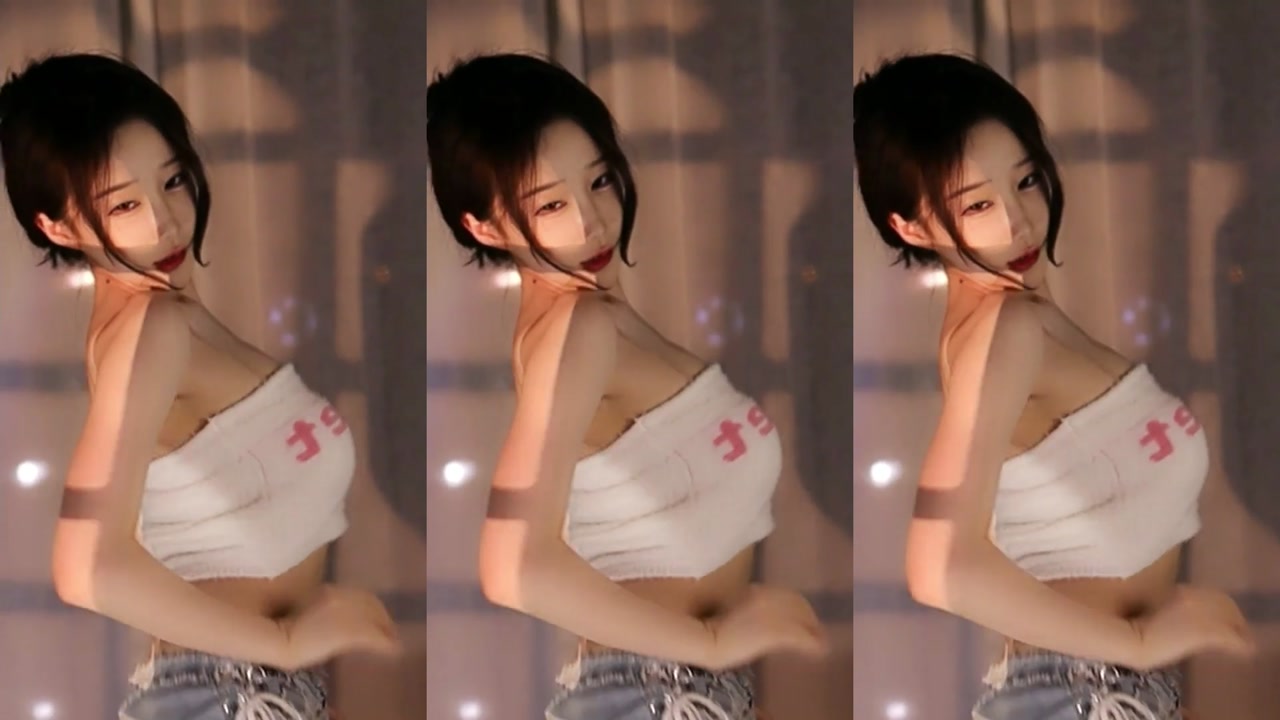 Huya 奶言艾20230408 TikTok live with Chinese girls dancing 000006