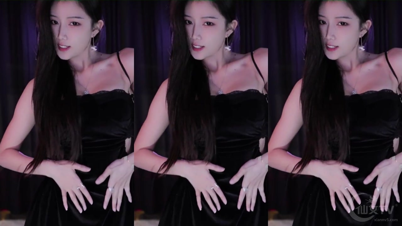 Douyu 一只萌七哟o20230712 Chinese girl dancing meme 000006
