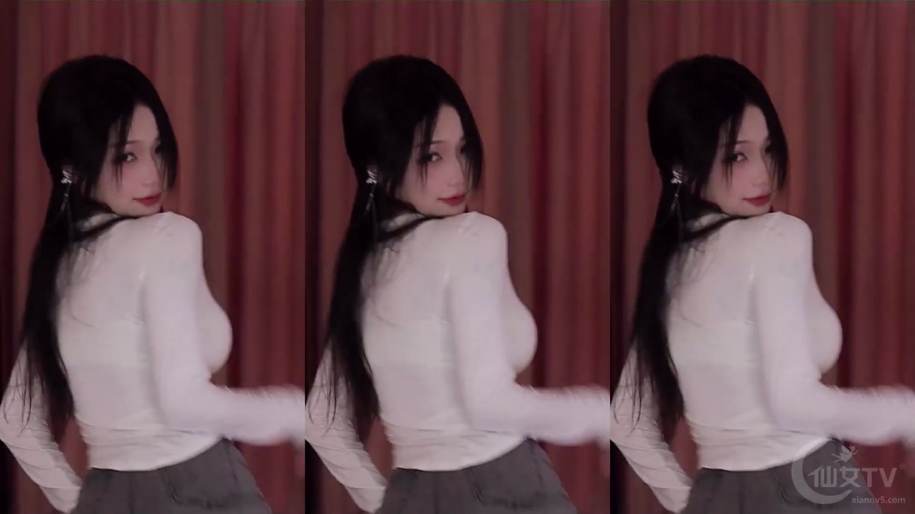 小火龙20230427 Cute Chinese Girls Dance Livestream Highlights 000000
