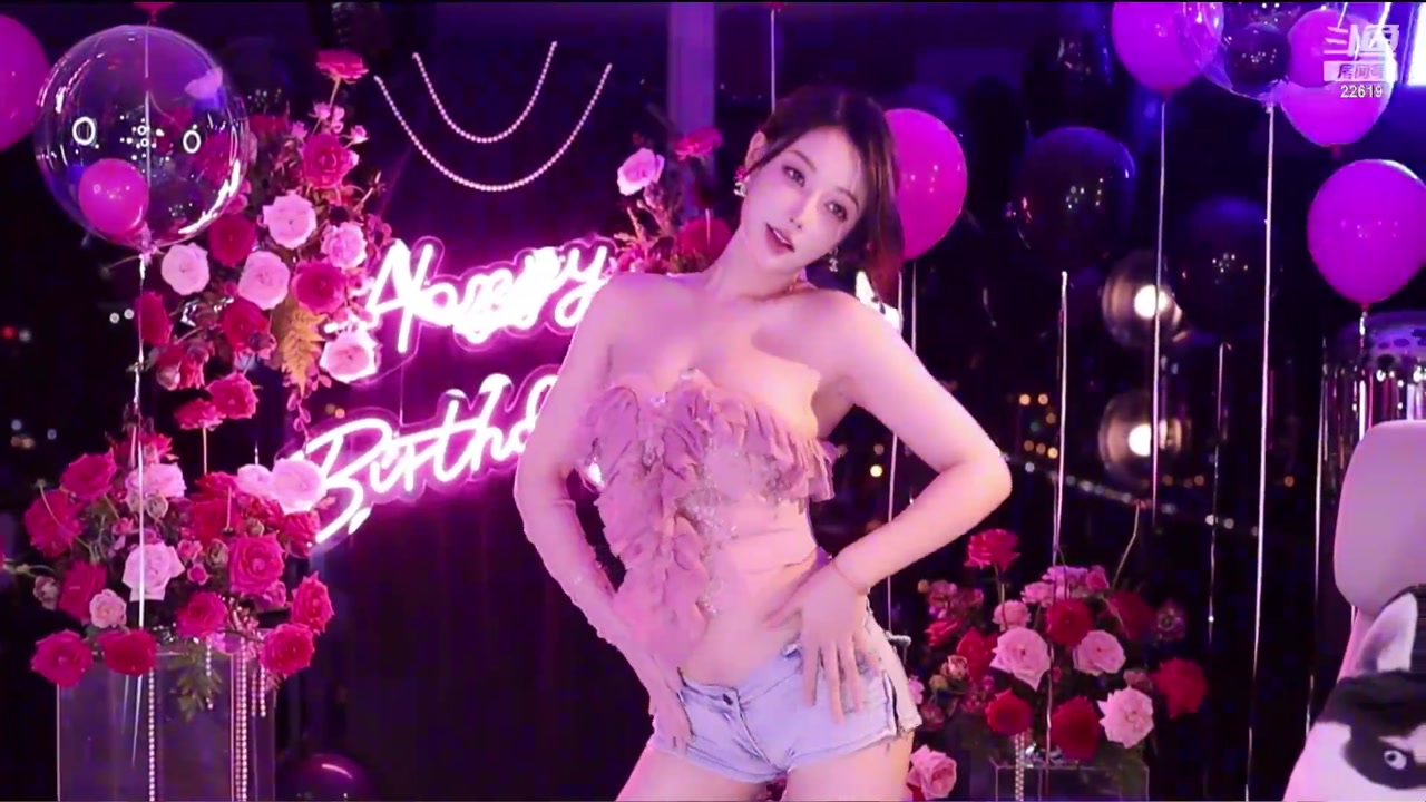 Douyu minana呀20230905 douyin live Dance Livestream Highlights 000010