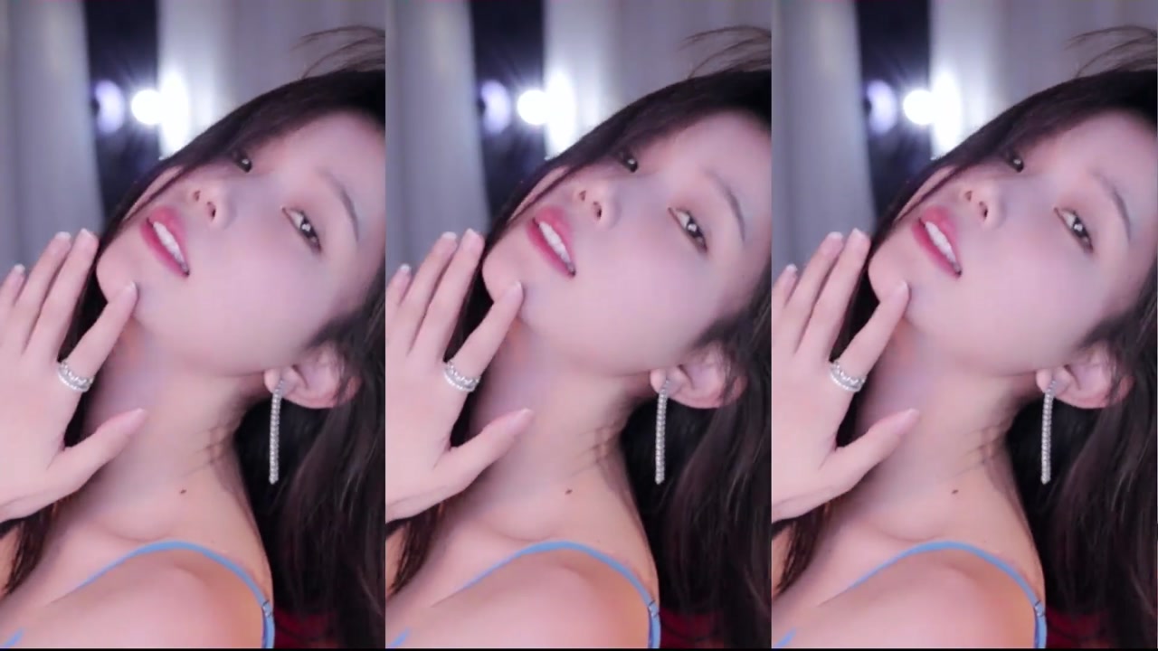 一只萌七哟o20231028 TikTok live with Chinese girls dancing 000003