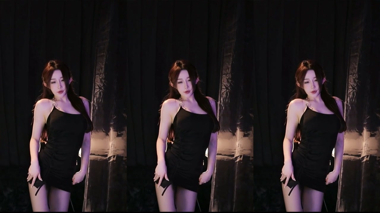 Huya 奶言艾20231229 Chinese girl live stream 000106