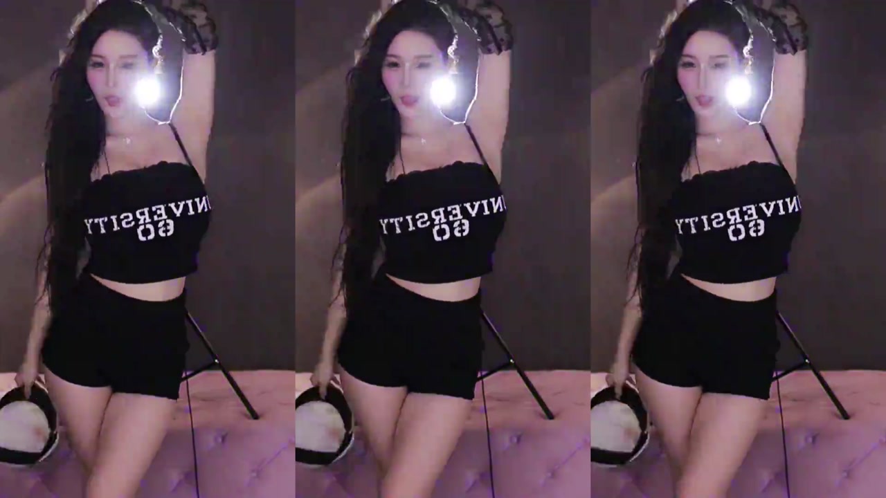Chinese girl xiaomianao[小棉袄]20230714 bilibili live Dance cut 000010