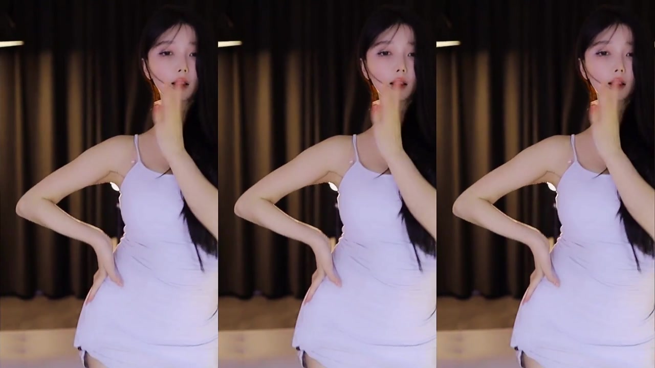 Douyin 湖南小橙子[hunanxiaochengzi]20230616 A beautiful female anchor from China 000010