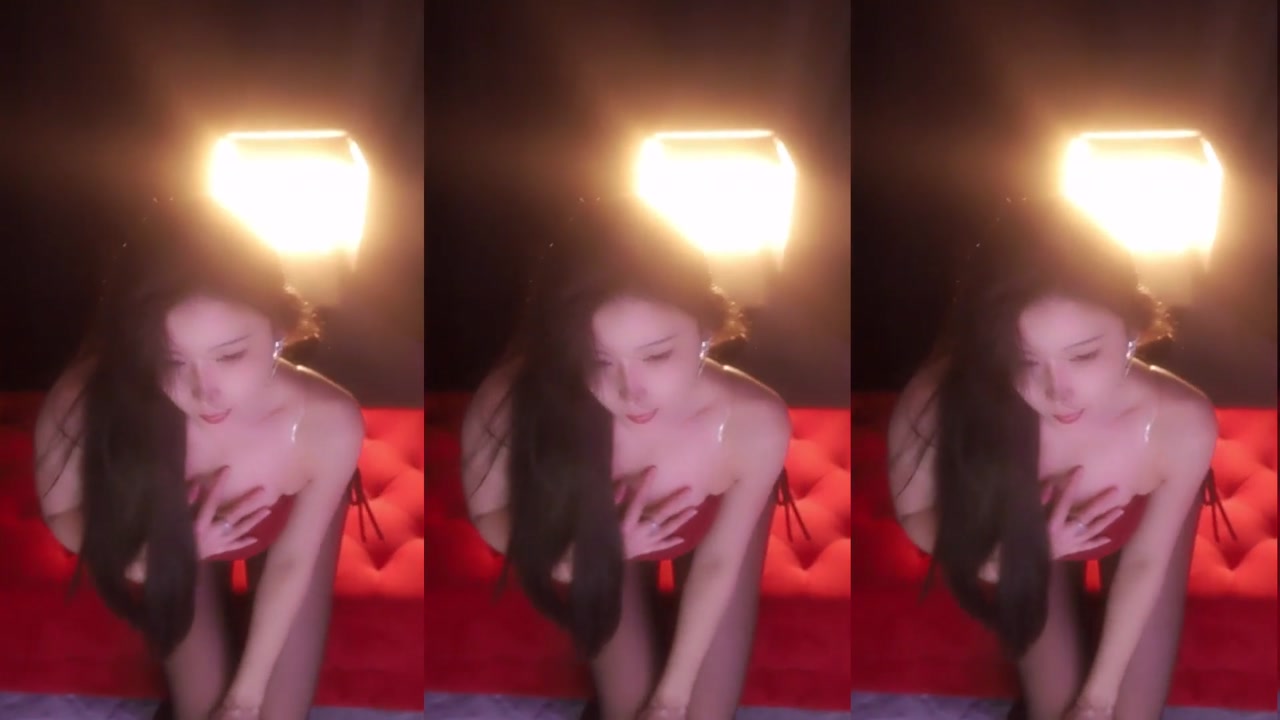 Douyu 一只萌七哟o20240125 Chinese girl avi video 000000