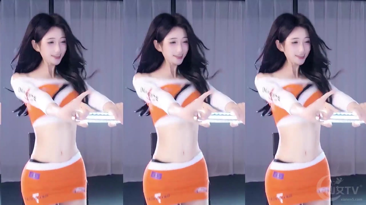 Chinese girl huaikongkong[坏空空]20230811 TikTok live with Chinese girls dancing 000045