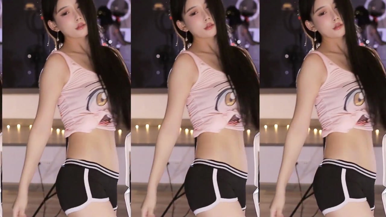 Chinese girl yunzi[韵子]20230805 sexy female anchor from China dances 000000