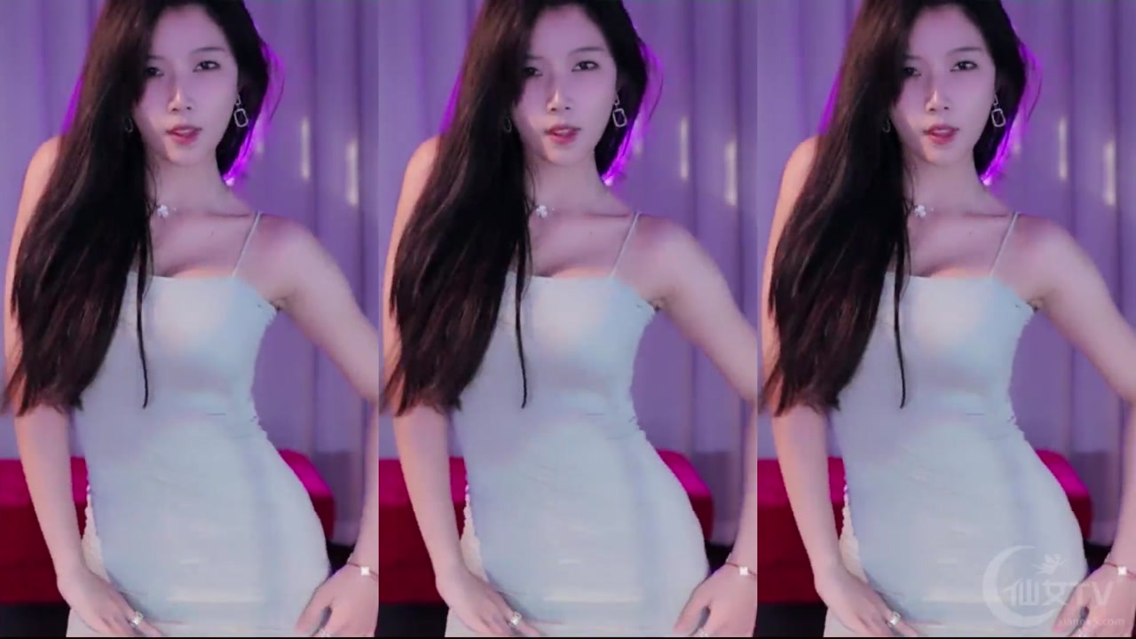 Douyu 一只萌七哟o20231029 Chinese girl live dance 000006