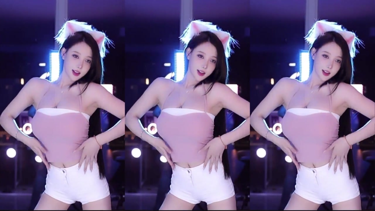 minana呀20230615 Chinese Douyu female anchor dances 000015