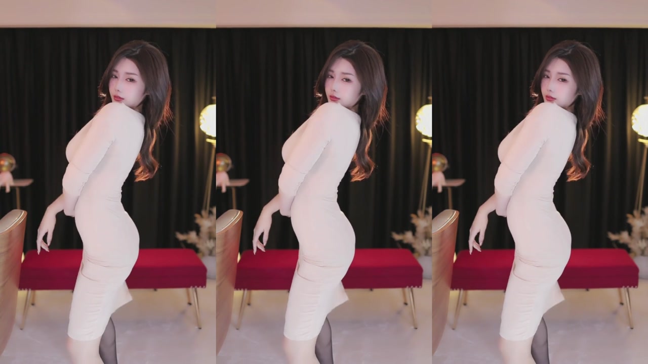 Huya 猫崽崽三分糖20231003 Chinese Douyu female anchor dances 000003