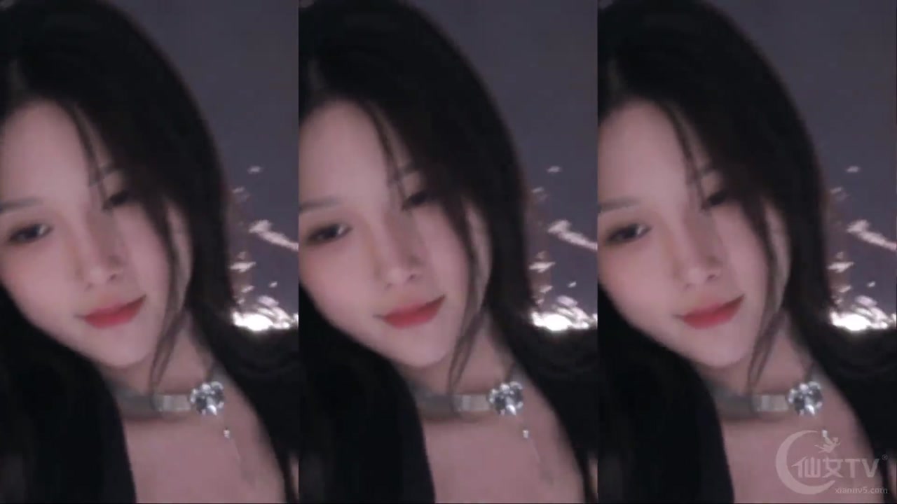 朴雨彬20231227 TikTok live with Chinese girls dancing 000106