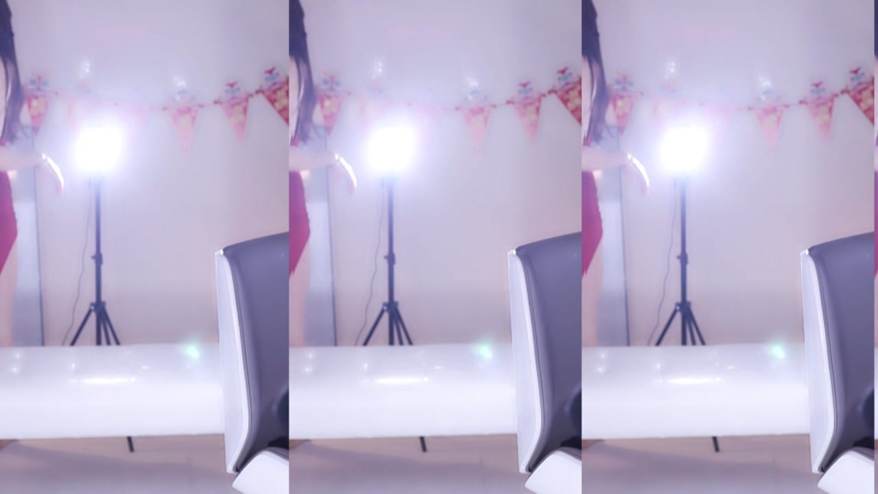 Douyin 优粒[youli]20220124 TikTok live with Chinese girls dancing 202600