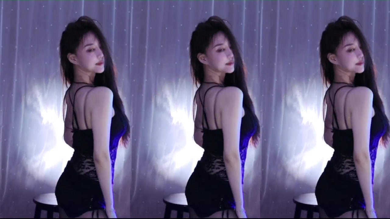 Douyu 王雨檬呀20230408 Chinese girl dancing meme 000001