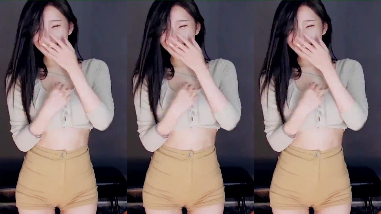 Huya vivi小小酥20220111 Chinese Live Girl Dance 221400