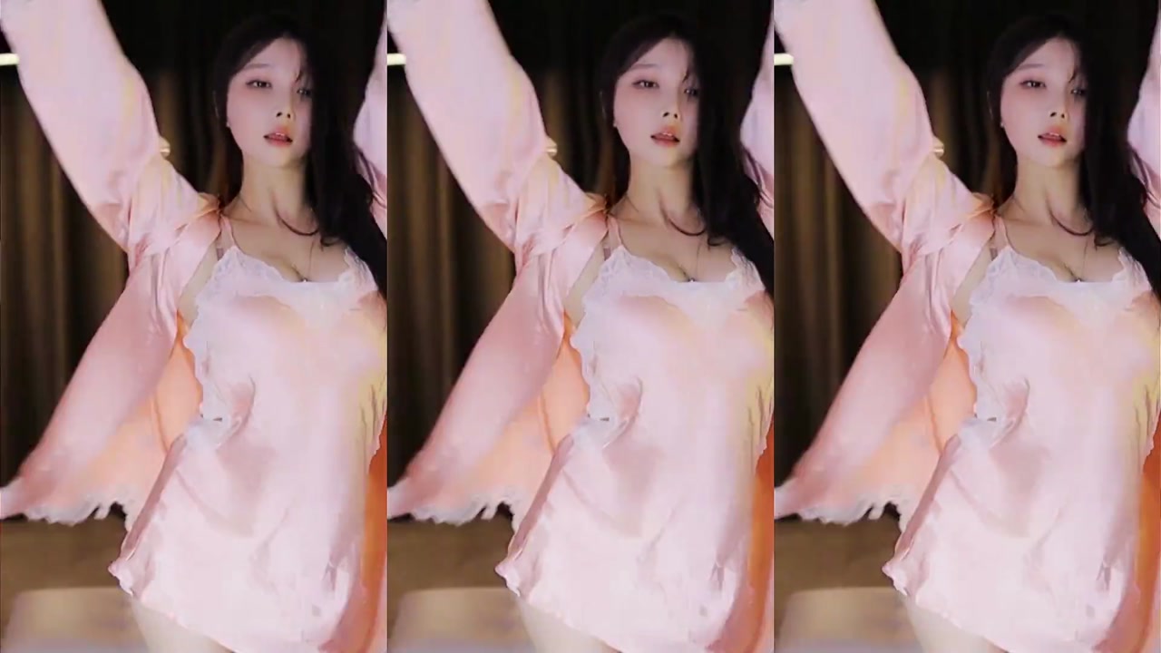 Douyin hunanxiaochengzi[湖南小橙子]20230808 douyinlive dancer Livestream Highlights 000000
