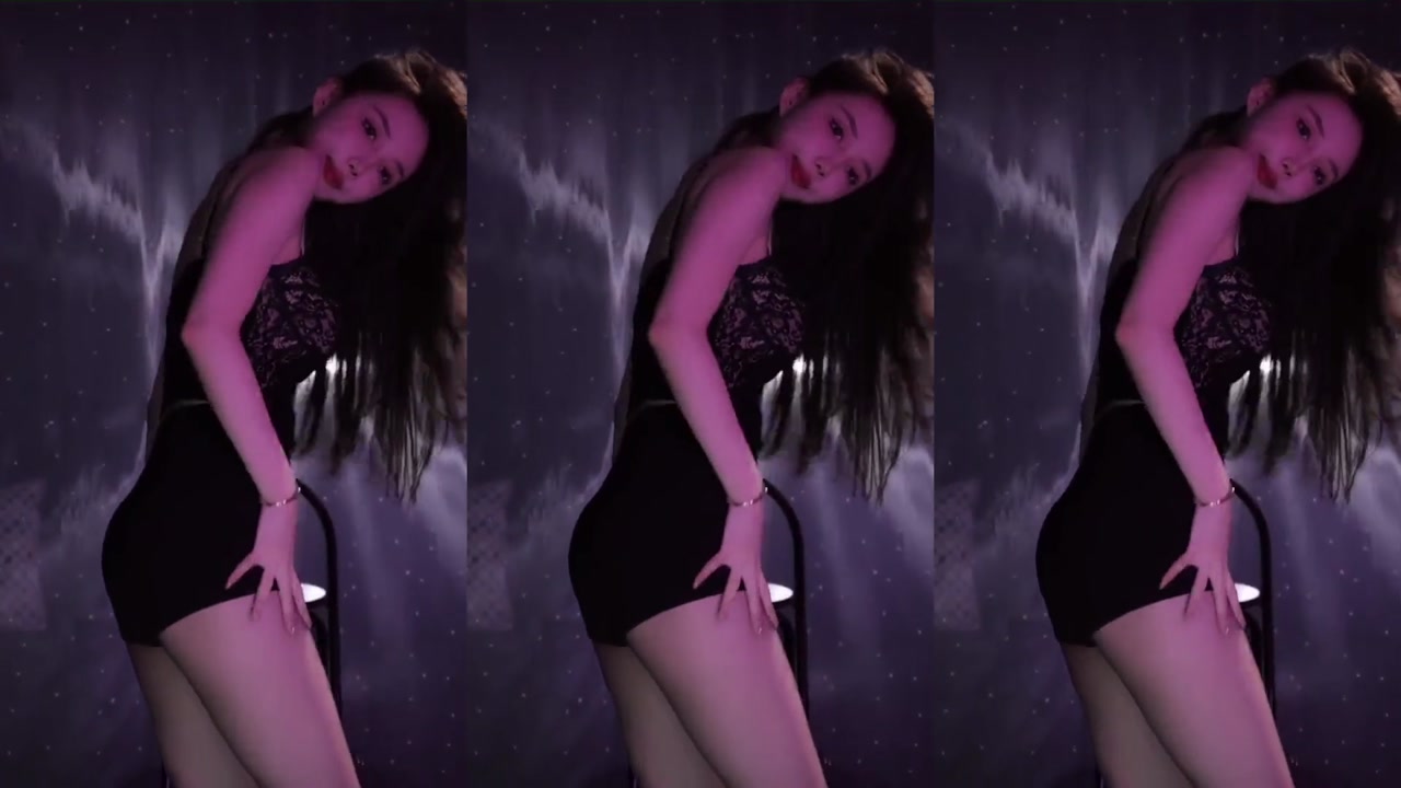 Douyin 王雨檬呀[wangyumengya]20230825 Chinese girl live dance 000000