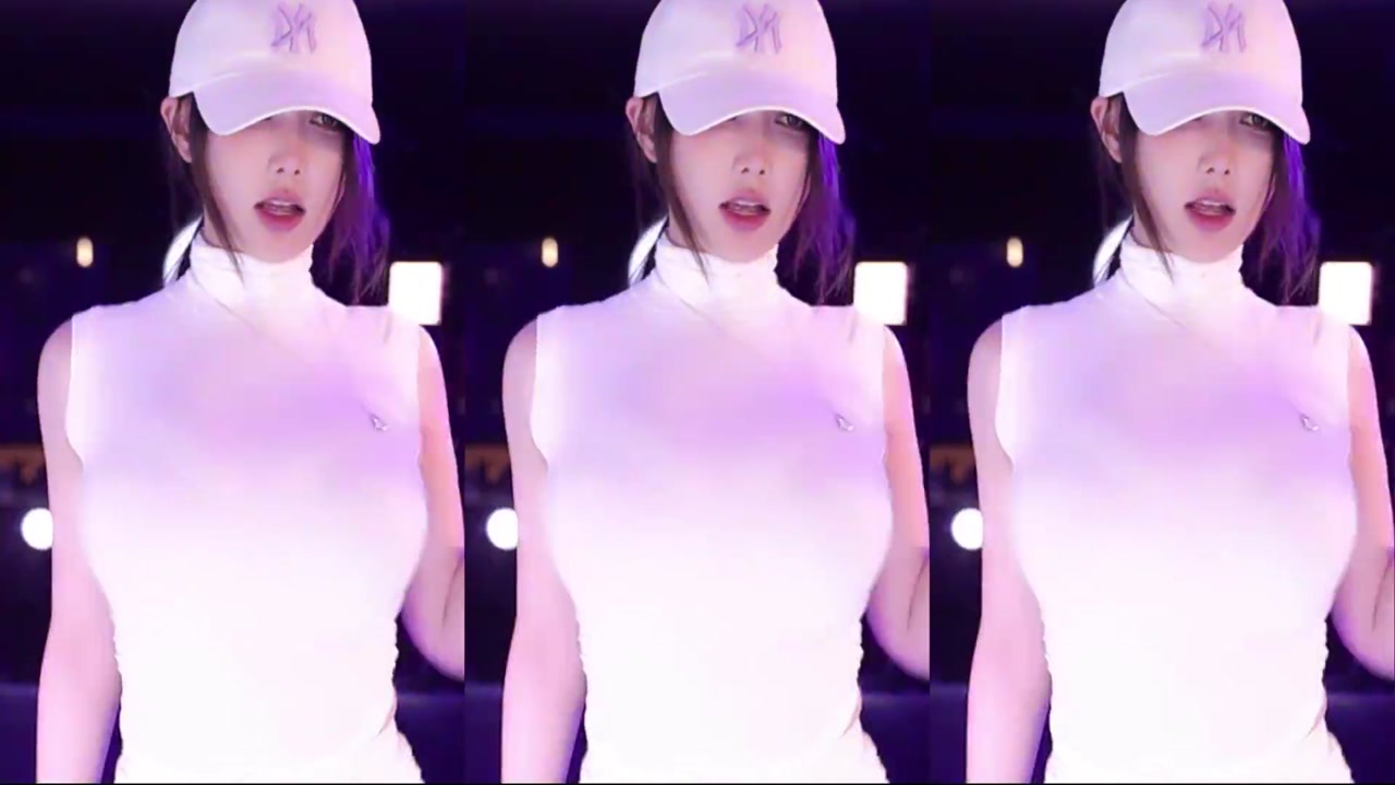 Chinese girl minanaya[minana呀]20230807 Wechat live with Chinese girls dancing 000001