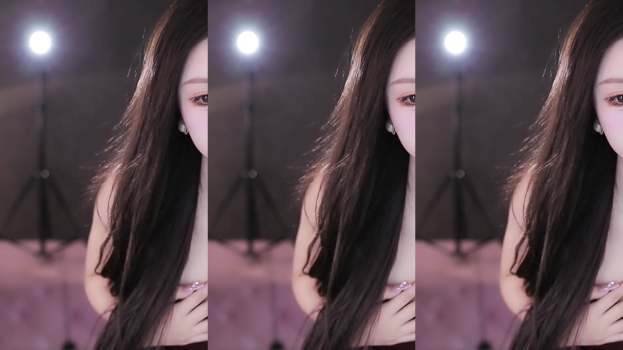 Chinese girl xiaomianao[小棉袄]20230801 sexy female anchor from China dances 000000