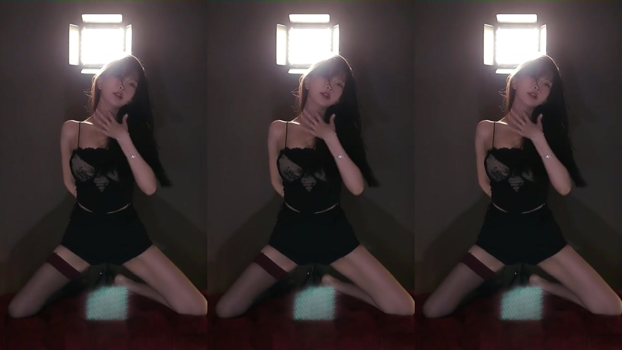 Douyin nanmeier[南妹儿]20231008 Chinese girl live dance 000021
