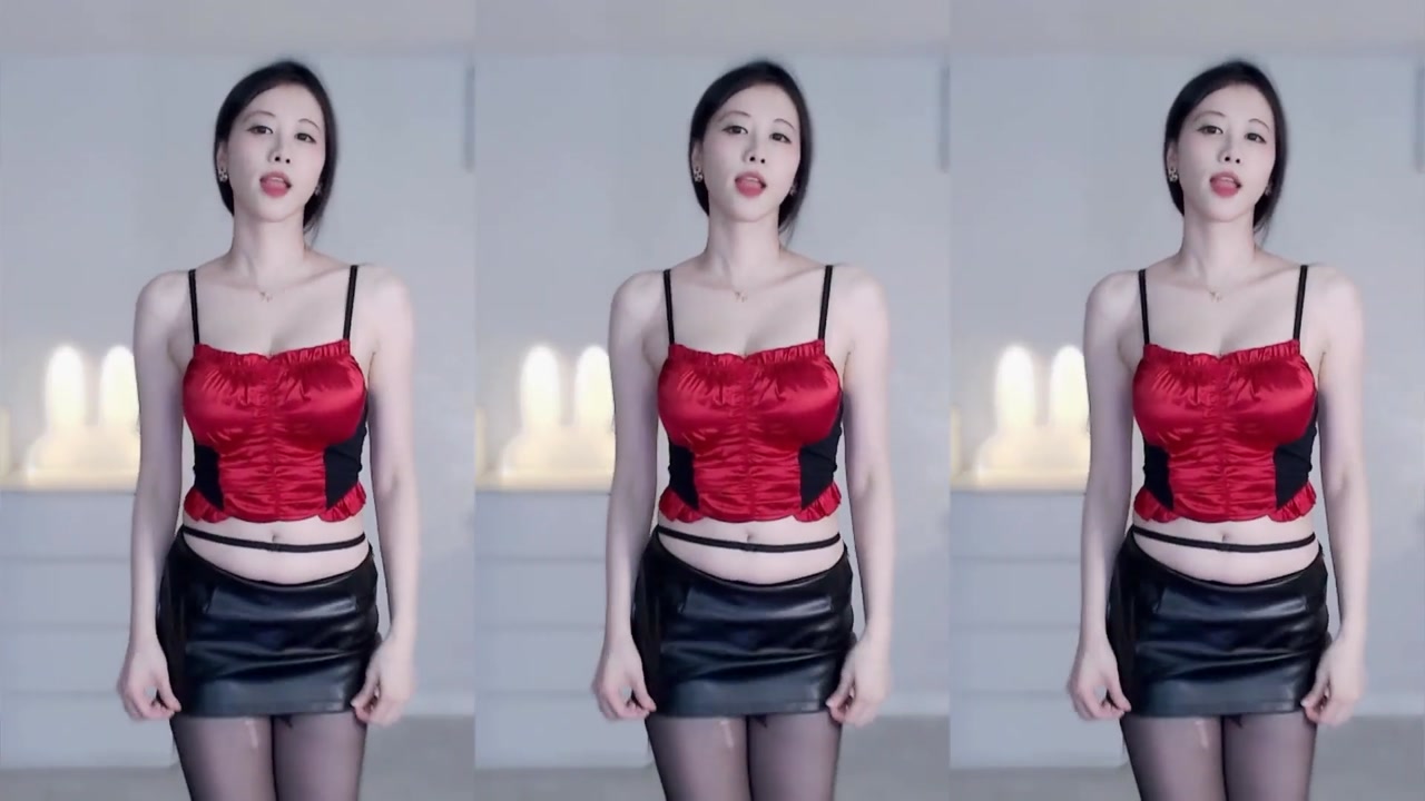 Chinese girl yizhixiaoxianruo[一只小仙若]20231125 A beautiful female anchor from China 000028