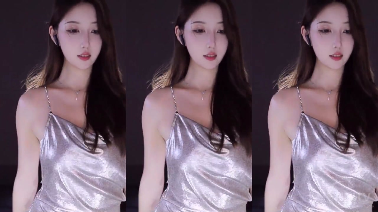 Chinese girl 林软软[linruanruan]20230922 bilibili live Dance cut 000001