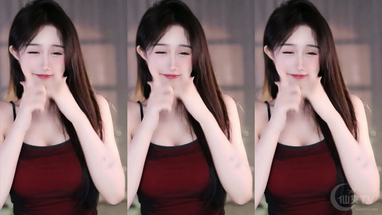 Chinese girl naiyanai[奶言艾]20230630 A beautiful female anchor from China 000010